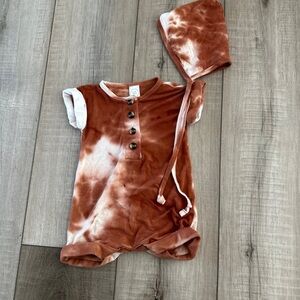 Lou Lou and company Weston romper and bonnet